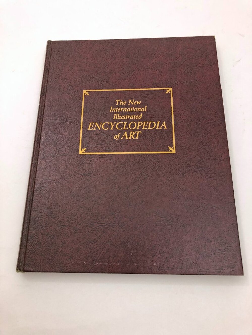 The New International Illustrated Encyclopedia of Art Vol 1 HB PLUS